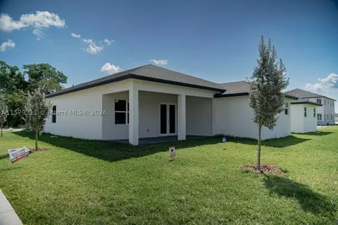22595 SW 124 Ave, Miami, FL 33170