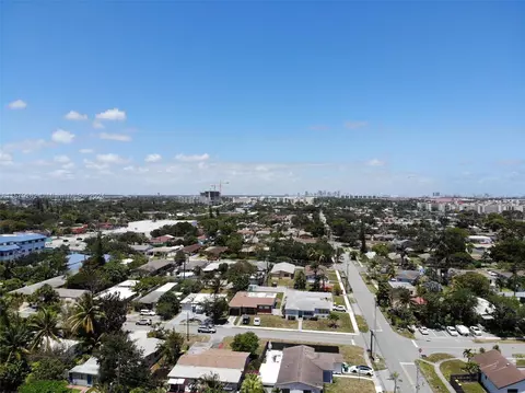 48 SE 8th St, Dania Beach, FL 33004 photo 22