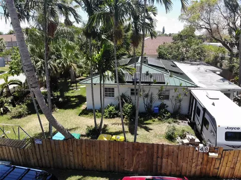 48 SE 8th St, Dania Beach, FL 33004 photo 5