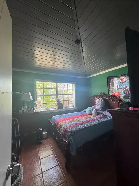 48 SE 8th St, Dania Beach, FL 33004 photo 8