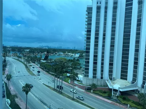 5445 Collins Ave #814, Miami Beach, FL 33140