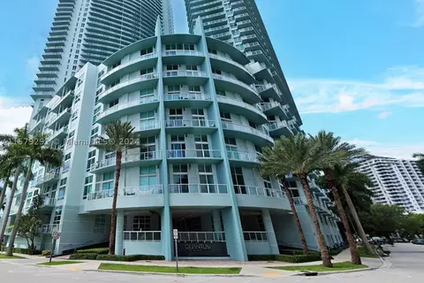 1900 N Bayshore Dr #3415, Miami, FL 33132