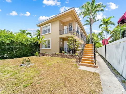 6945 Rue Vendome 1-4, Miami Beach, FL 33141