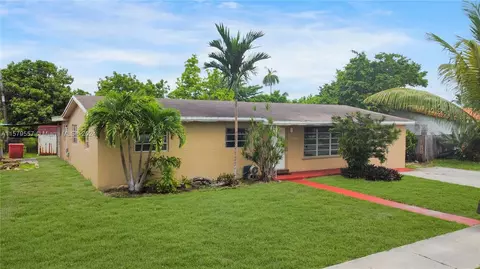 2150 SW 89th Ave, Miami, FL 33165