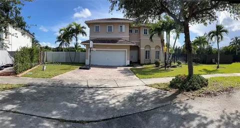 15056 SW 38th Ter, Miami, FL 33185