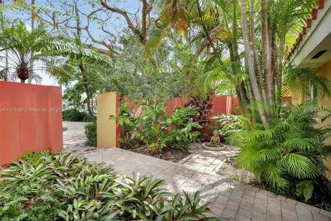 10240 SW 129th St, Miami, FL 33176