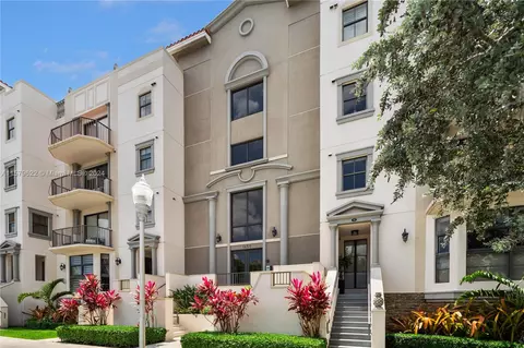 1650 Galiano St #309, Coral Gables, FL 33134