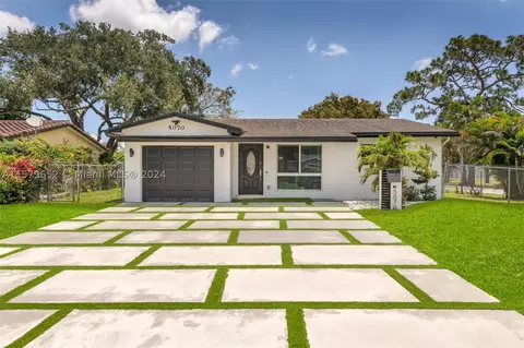 5070 SW 29th Way, Fort Lauderdale, FL 33312
