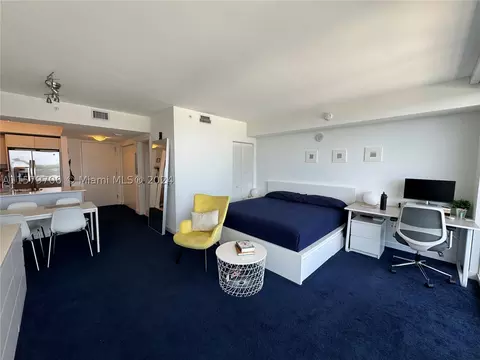 4250 Biscayne Blvd #703, Miami, FL 33137