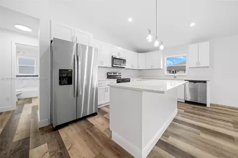 Kitchen - 31 Pine Run Ter, Ocala, FL 34472 photo 4 of 4