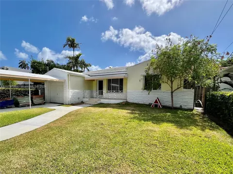 9157 Dickens Ave, Surfside, FL 33154 photo 5