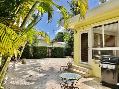9157 Dickens Ave, Surfside, FL 33154 photo 3