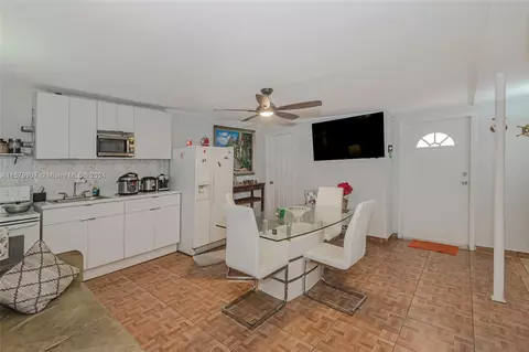 Other - 950 W 37th St, Hialeah, FL 33012 photo 10 of 12