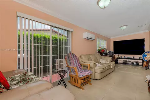 Other - 950 W 37th St, Hialeah, FL 33012 photo 4 of 12