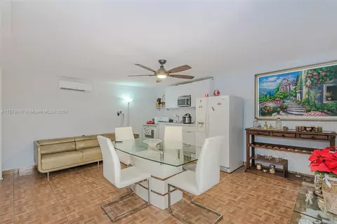Other - 950 W 37th St, Hialeah, FL 33012 photo 9 of 12