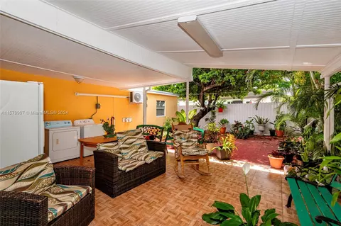 Other - 950 W 37th St, Hialeah, FL 33012 photo 12 of 12