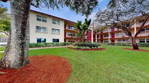 200 SW 132nd Way #201L, Pembroke Pines, FL 33027