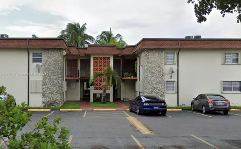 1275 W 35th St #28B, Hialeah, FL 33012
