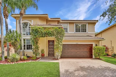 16427 Ruby Lk, Weston, FL 33331