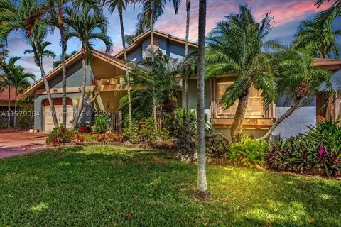 6900 SW 148th Ct, Miami, FL 33193