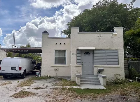 1972 NW 26th Ave, Miami, FL 33125