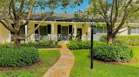 10320 SW 70th Ave, Pinecrest, FL 33156