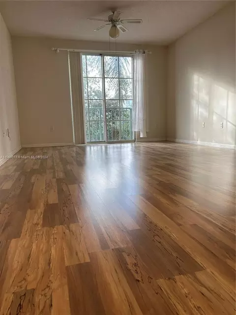 630 S Sapodilla Ave #313, West Palm Beach, FL 33401