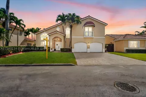 4601 SW 154th Ct, Miami, FL 33185