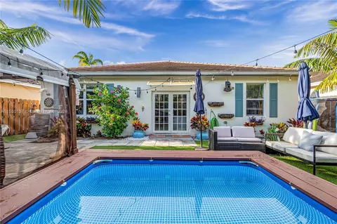 3448 NE 2nd St, Homestead, FL 33033