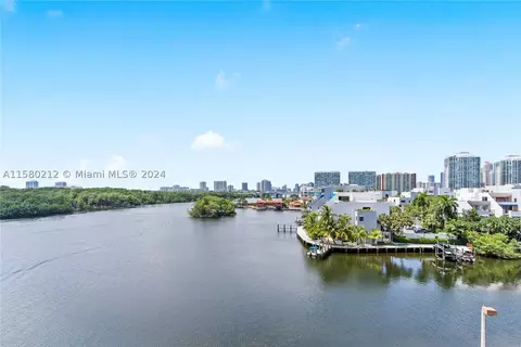 400 Kings Point Dr #612, Sunny Isles Beach, FL 33160