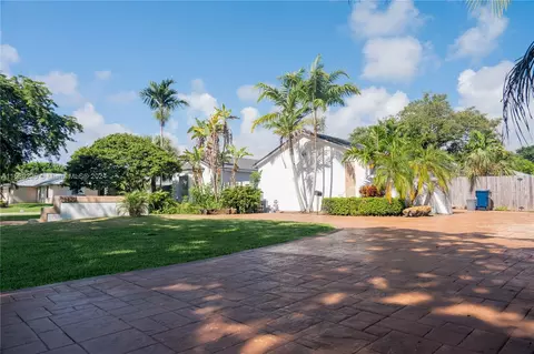 18420 Caribbean Blvd, Cutler Bay, FL 33157