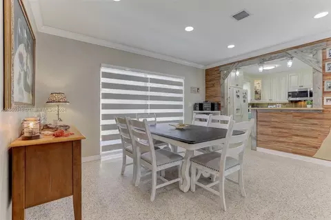 4660 W 8th Ct, Hialeah, FL 33012 photo 12