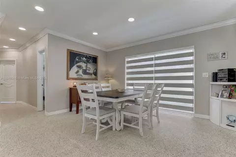 4660 W 8th Ct, Hialeah, FL 33012 photo 11