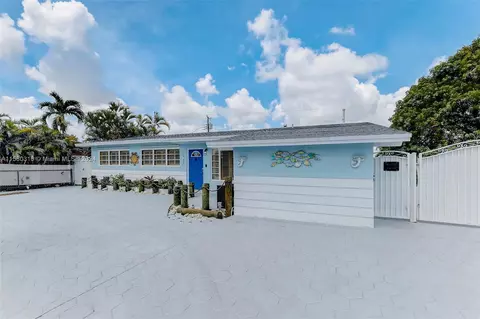 4660 W 8th Ct, Hialeah, FL 33012 photo 2