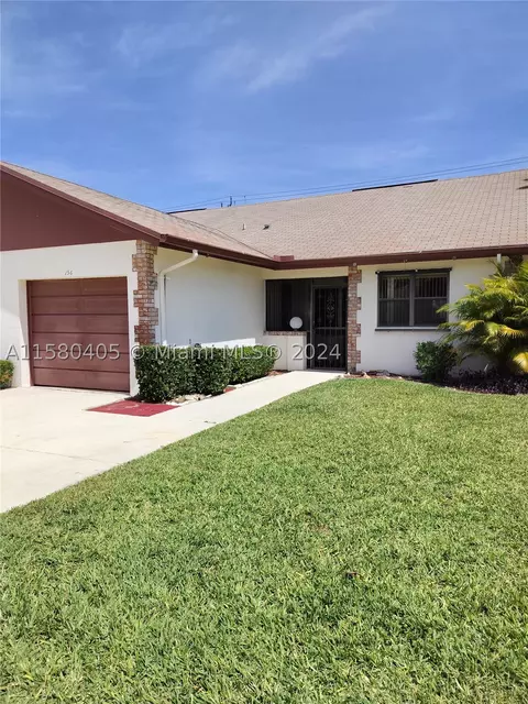 156 N Moccasin Trl N, Jupiter, FL 33458