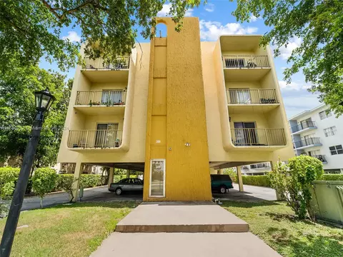 309 S Royal Poinciana Blvd #401, Miami Springs, FL 33166
