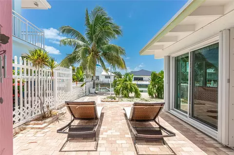 181 5th St, Key Colony, FL 33051