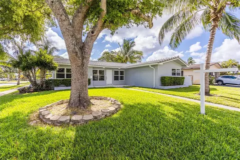 221 N 46th Ave, Hollywood, FL 33021
