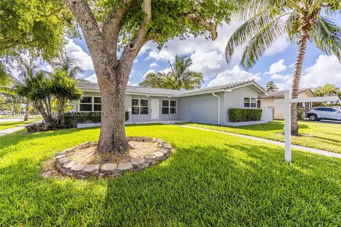 221 N 46th Ave, Hollywood, FL 33021