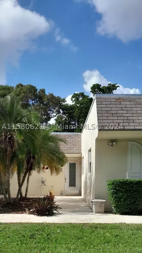 17252 SW 112th Pl #21243, Miami, FL 33157