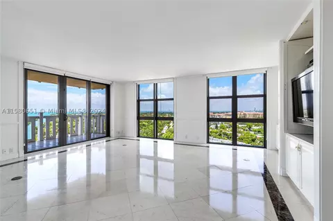 1121 Crandon Blvd #E1108, Key Biscayne, FL 33149