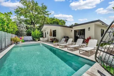 2809 NE 5th Ter, Wilton Manors, FL 33334