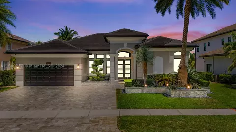 3351 SW 195th Ter, Miramar, FL 33029