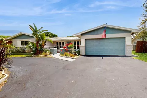 5424 Harrison St, Hollywood, FL 33021