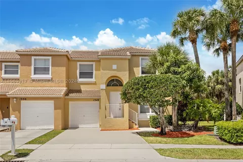 1340 NW 154th Ln, Pembroke Pines, FL 33028