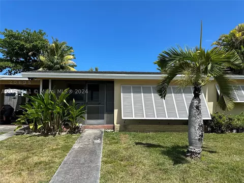 20635 Jacaranda Rd, Cutler Bay, FL 33189