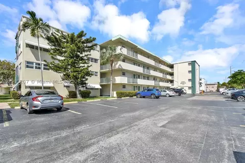 1333 E Hallandale Beach Blvd #405, Hallandale Beach, FL 33009