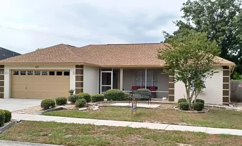 618 Lakemont Dr, Brandon, FL 33510