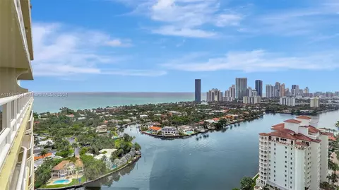 20191 E Country Club Dr #PH9, Aventura, FL 33180
