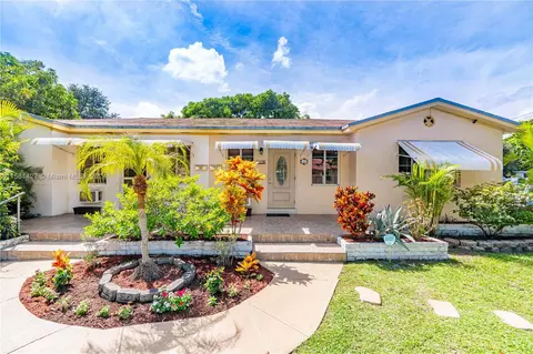 1120 N 19th Ave, Hollywood, FL 33020